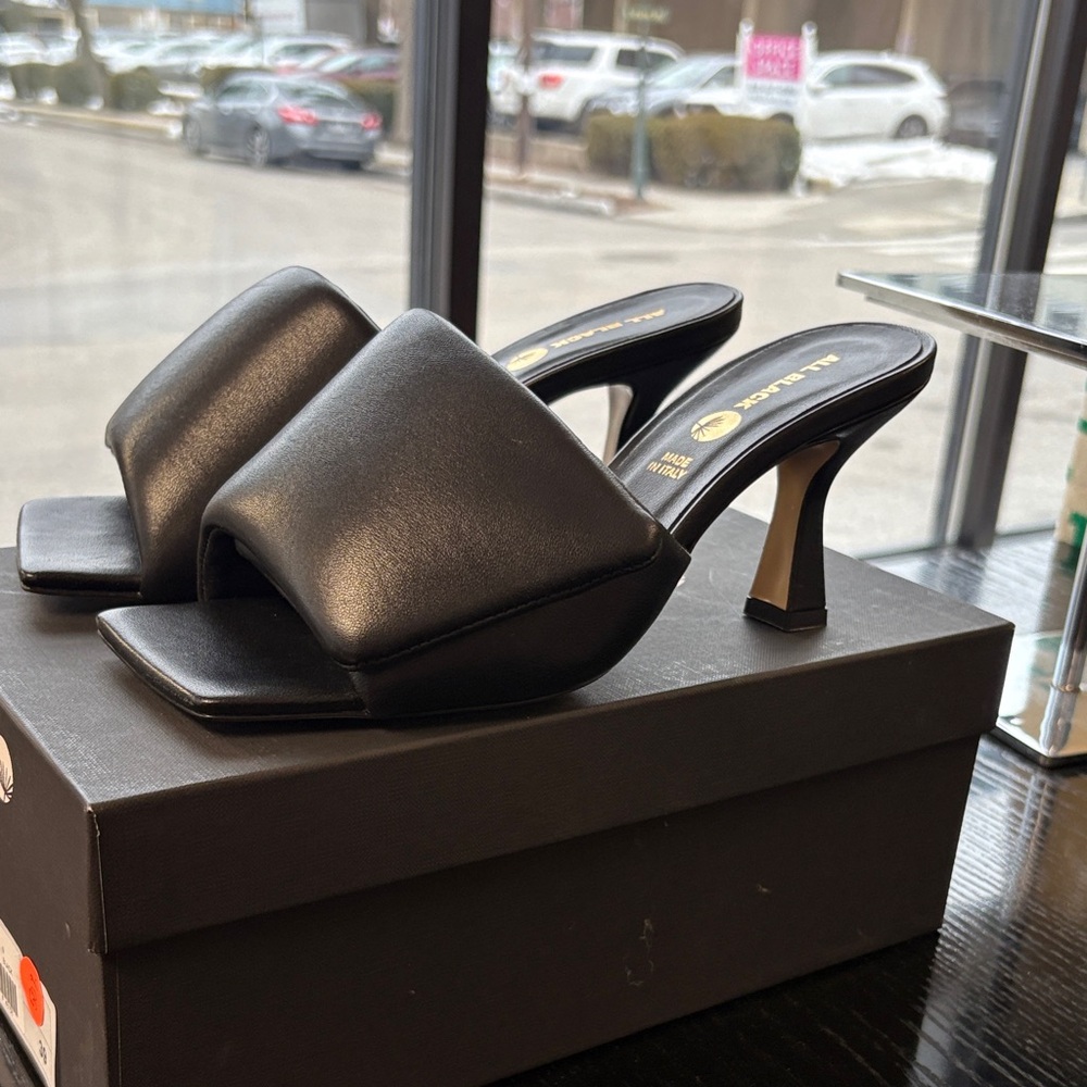 All Black Italia- Easy Bella Heels